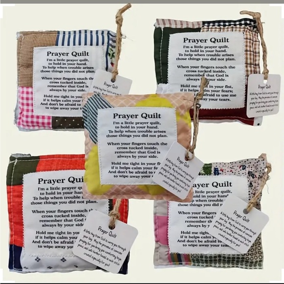 NIP Prayer Quilt Pillow - Picture 2 of 3